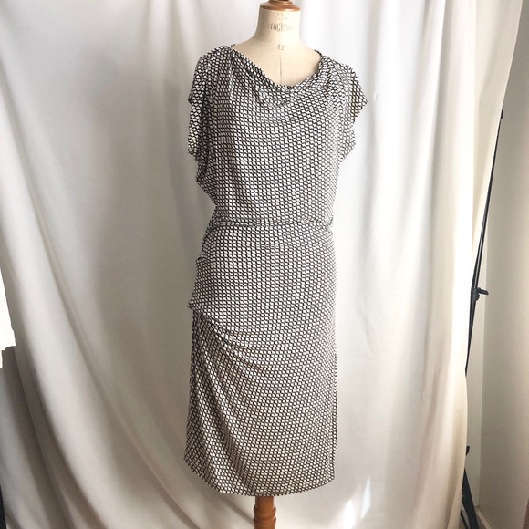 CAbi Dresses & Skirts - Cabi black and white print midi dress career Sz: M